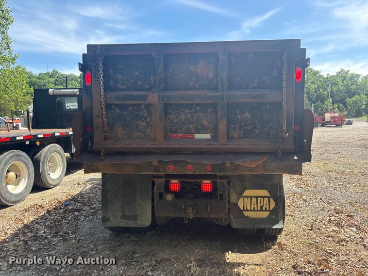 image for item EV2921 1994 Kenworth T600 dump truck