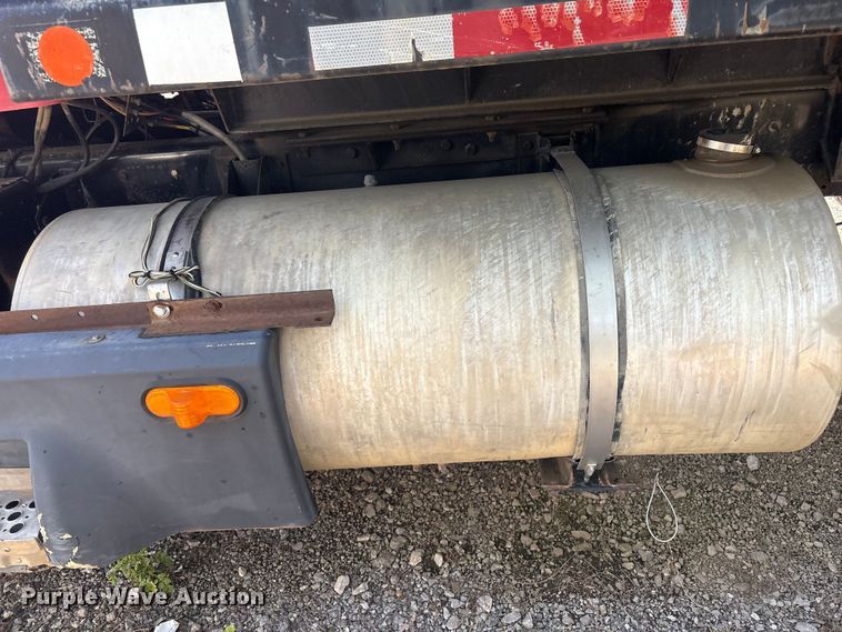 image for item EV2921 1994 Kenworth T600 dump truck