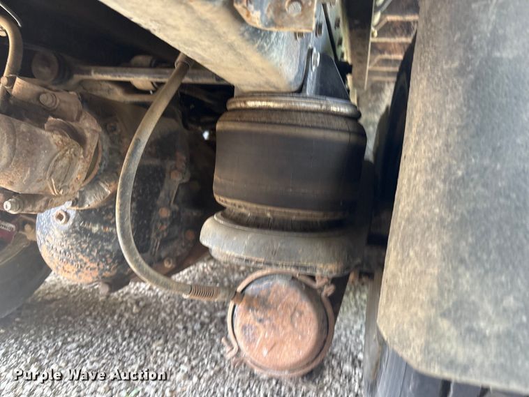 image for item EV2921 1994 Kenworth T600 dump truck