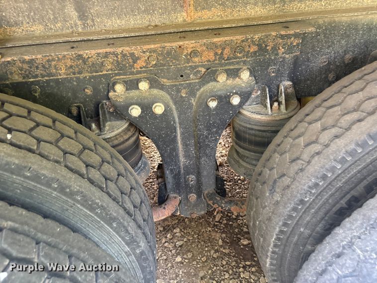 image for item EV2921 1994 Kenworth T600 dump truck