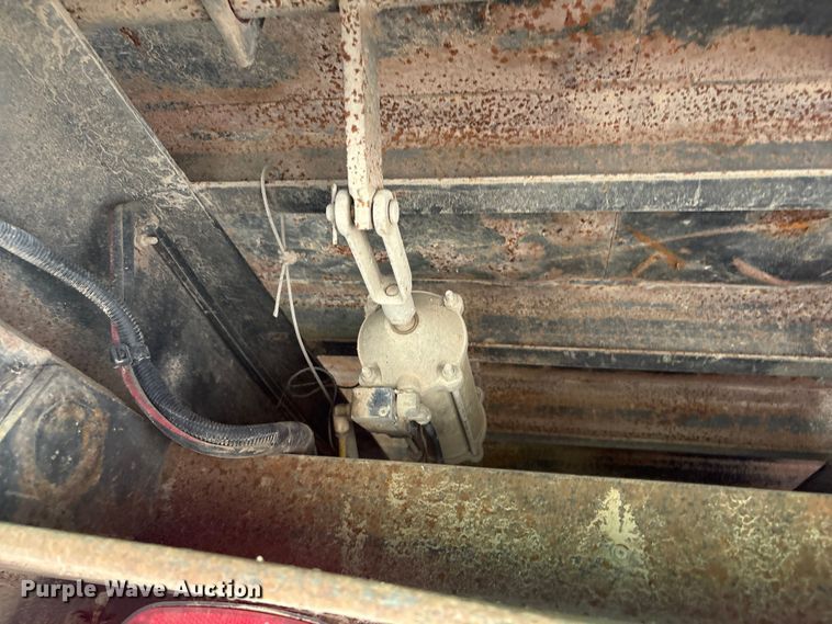 image for item EV2921 1994 Kenworth T600 dump truck