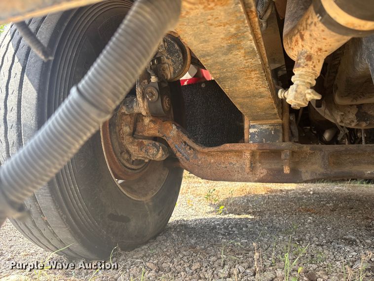 image for item EV2921 1994 Kenworth T600 dump truck