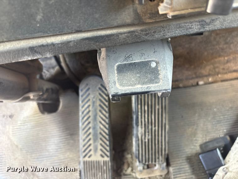 image for item EV2921 1994 Kenworth T600 dump truck