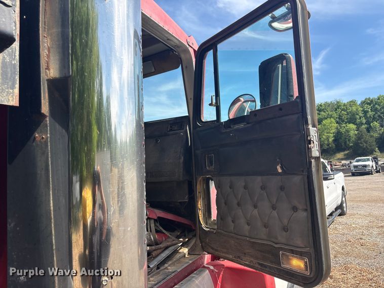 image for item EV2921 1994 Kenworth T600 dump truck