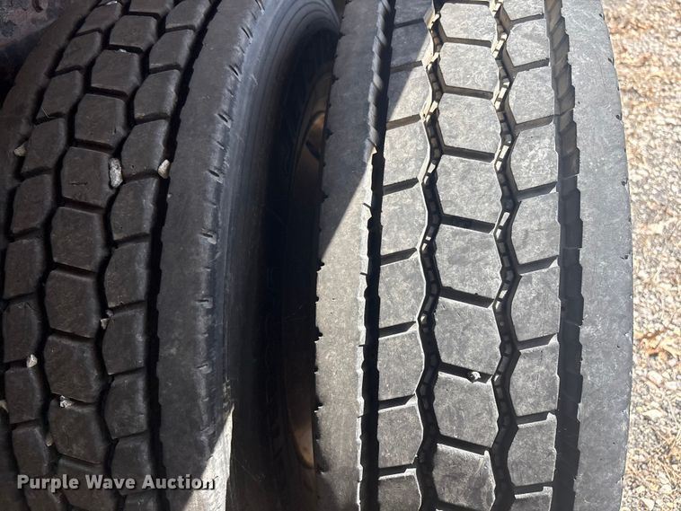 image for item EV2921 1994 Kenworth T600 dump truck