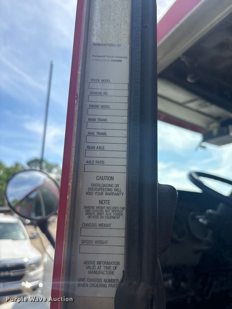 image for item EV2921 1994 Kenworth T600 dump truck