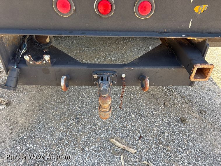 image for item EV2922 2006 Ford F450 Super Duty bucket truck