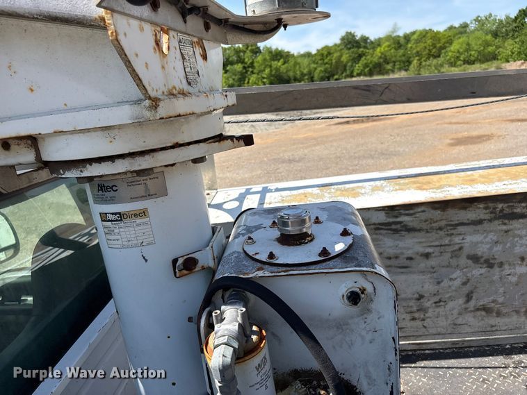 image for item EV2922 2006 Ford F450 Super Duty bucket truck