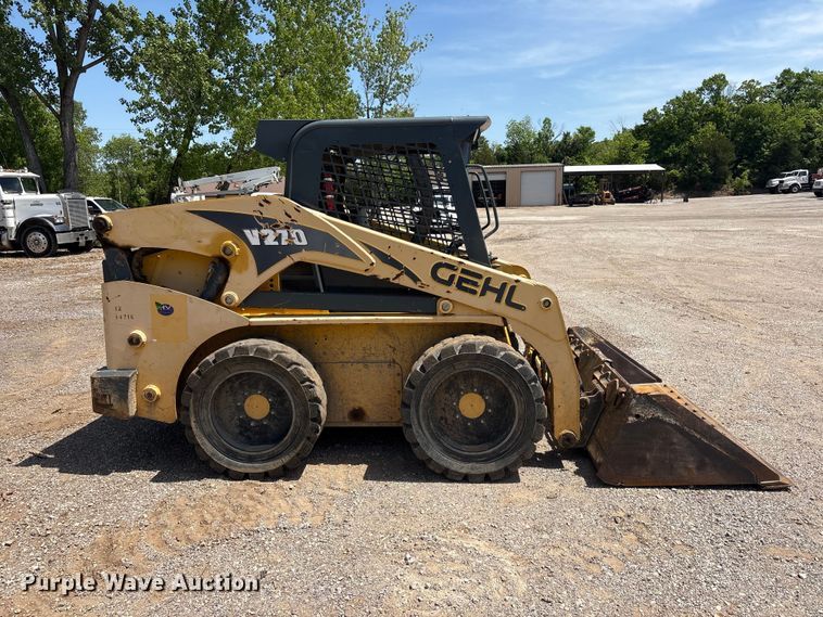 image for item EV2926 2012 Gehl V270 skid steer loader