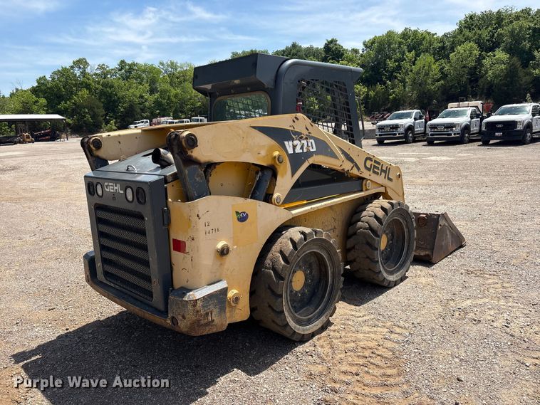 image for item EV2926 2012 Gehl V270 skid steer loader