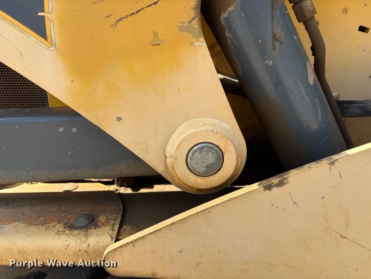 image for item EV2926 2012 Gehl V270 skid steer loader