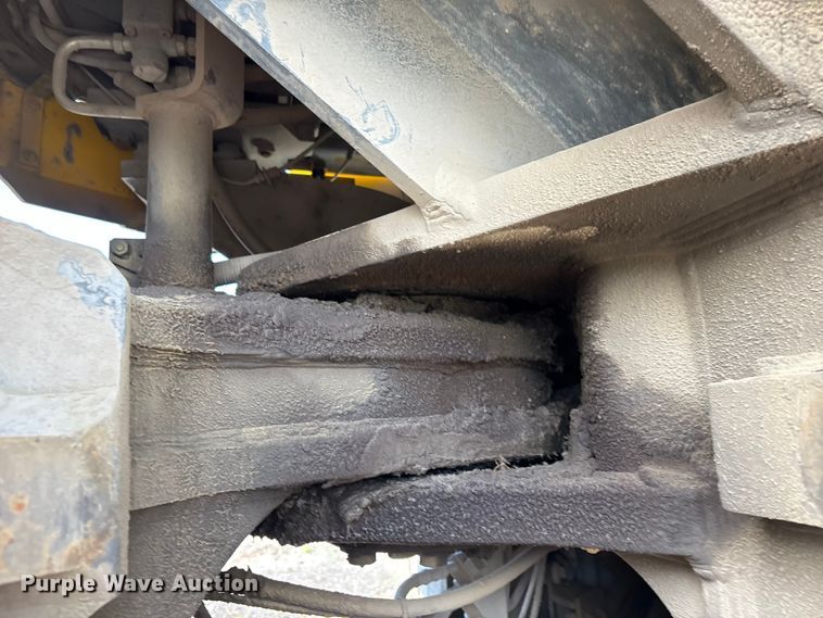 image for item EV2927 2006 Komatsu WA600-6 wheel loader