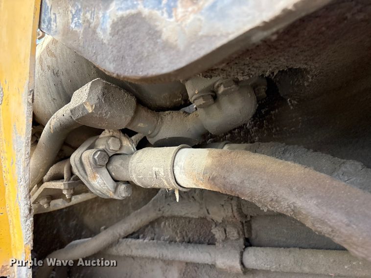 image for item EV2927 2006 Komatsu WA600-6 wheel loader