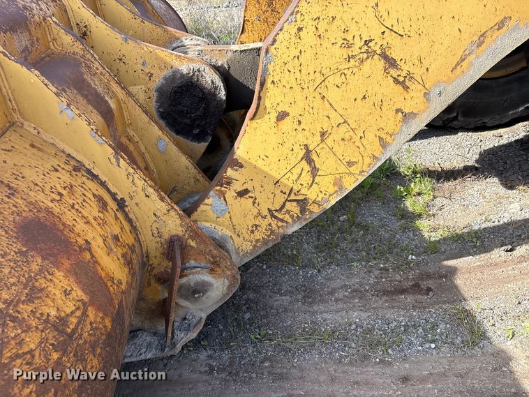 image for item EV2927 2006 Komatsu WA600-6 wheel loader