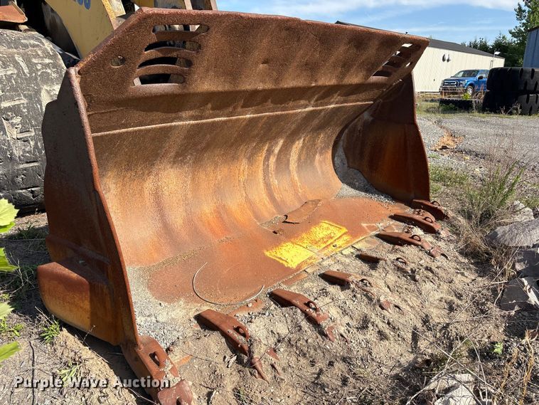 image for item EV2927 2006 Komatsu WA600-6 wheel loader