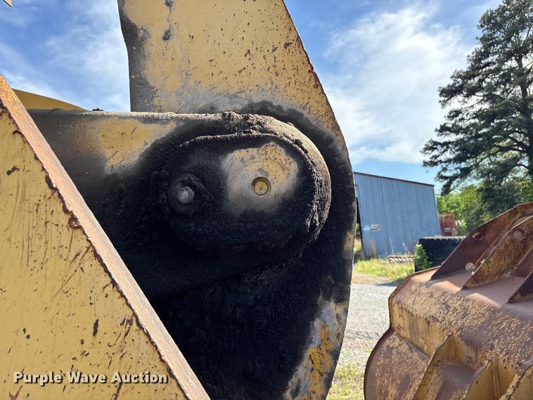 image for item EV2927 2006 Komatsu WA600-6 wheel loader