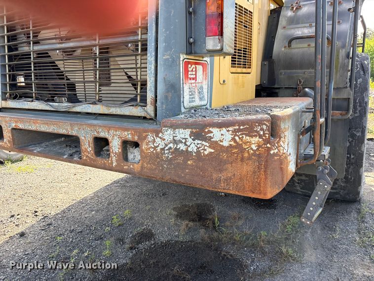 image for item EV2927 2006 Komatsu WA600-6 wheel loader