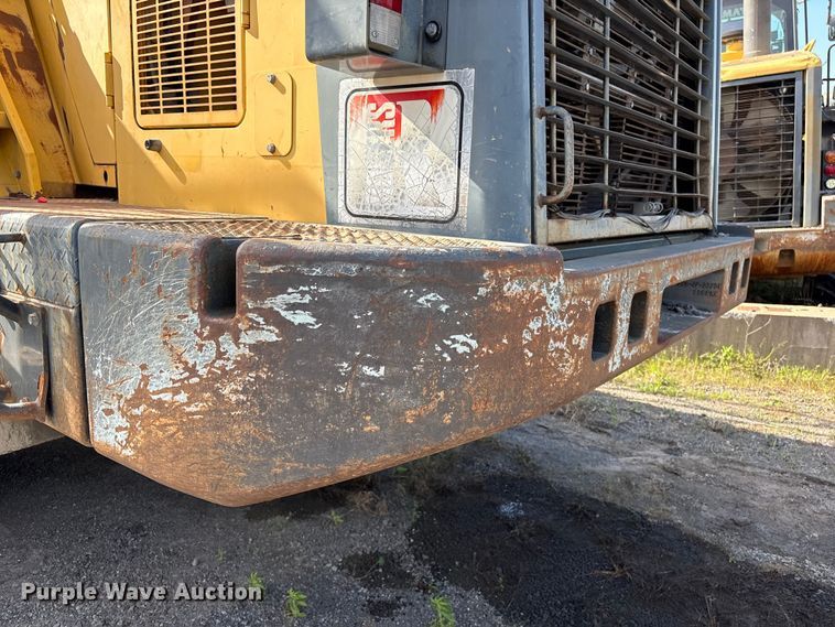 image for item EV2927 2006 Komatsu WA600-6 wheel loader
