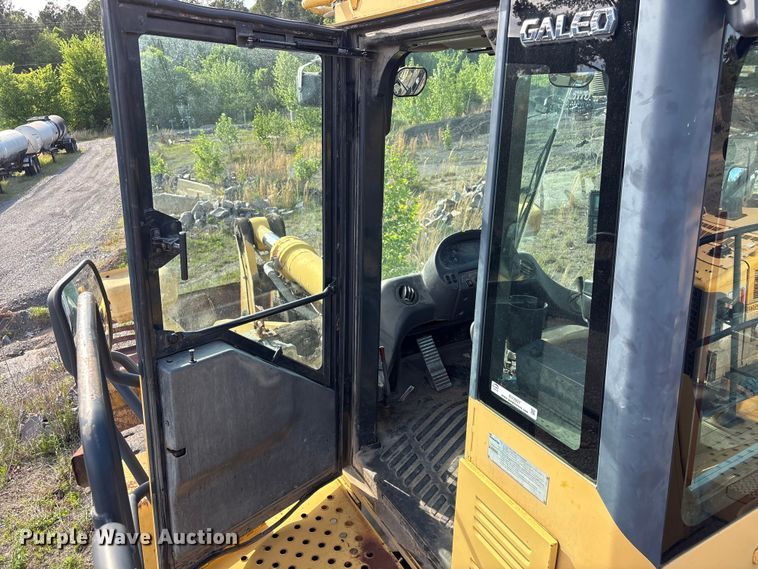 image for item EV2927 2006 Komatsu WA600-6 wheel loader