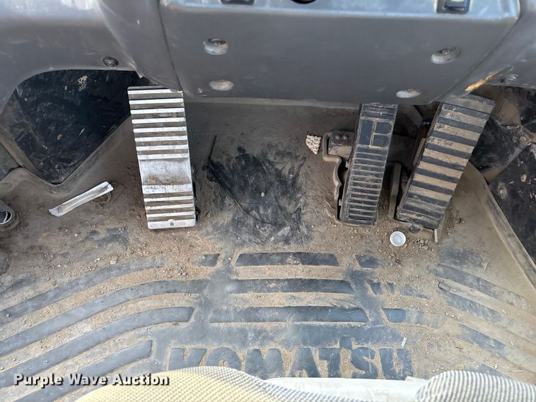 image for item EV2927 2006 Komatsu WA600-6 wheel loader