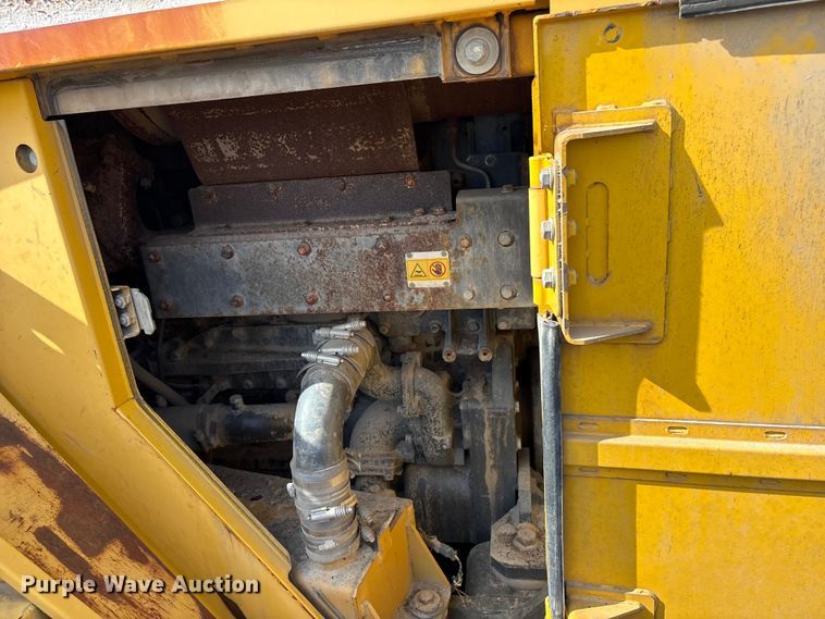 image for item EV2927 2006 Komatsu WA600-6 wheel loader
