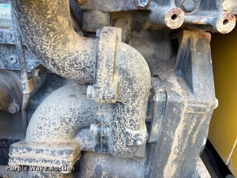 image for item EV2927 2006 Komatsu WA600-6 wheel loader