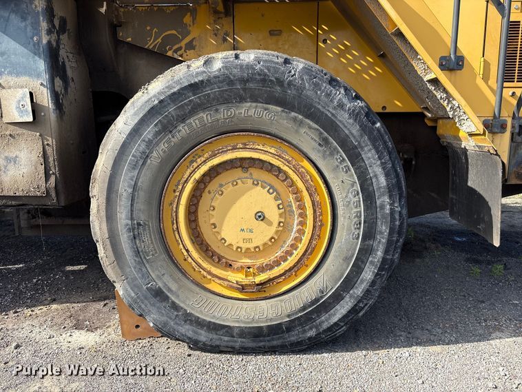 image for item EV2927 2006 Komatsu WA600-6 wheel loader