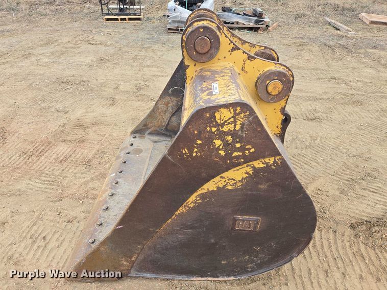 image for item EV5782 Caterpillar excavator bucket