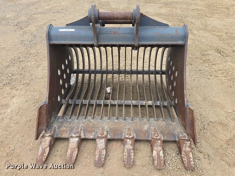 image for item EV5783 A-Z excavator rock bucket