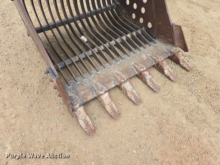 image for item EV5783 A-Z excavator rock bucket
