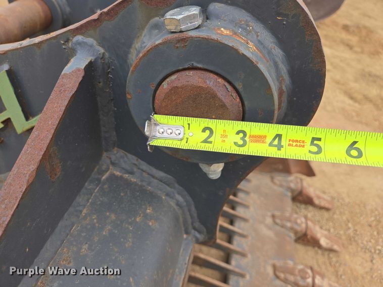 image for item EV5783 A-Z excavator rock bucket