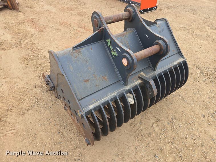 image for item EV5783 A-Z excavator rock bucket