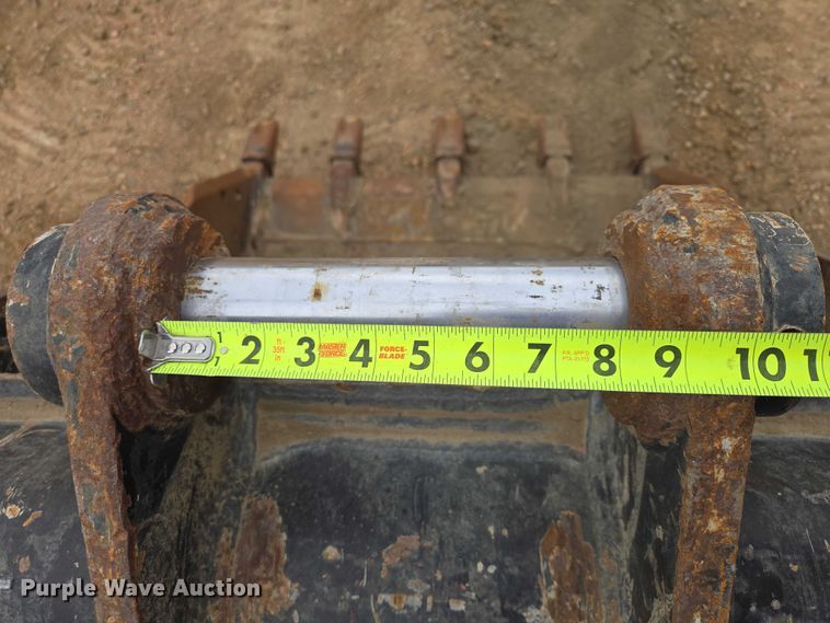 image for item EV5787 Caterpillar excavator bucket