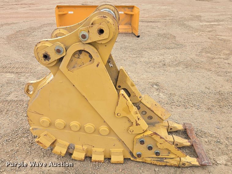 image for item EV5788 Bedrock EB320BSD excavator bucket