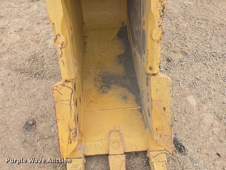image for item EV5788 Bedrock EB320BSD excavator bucket