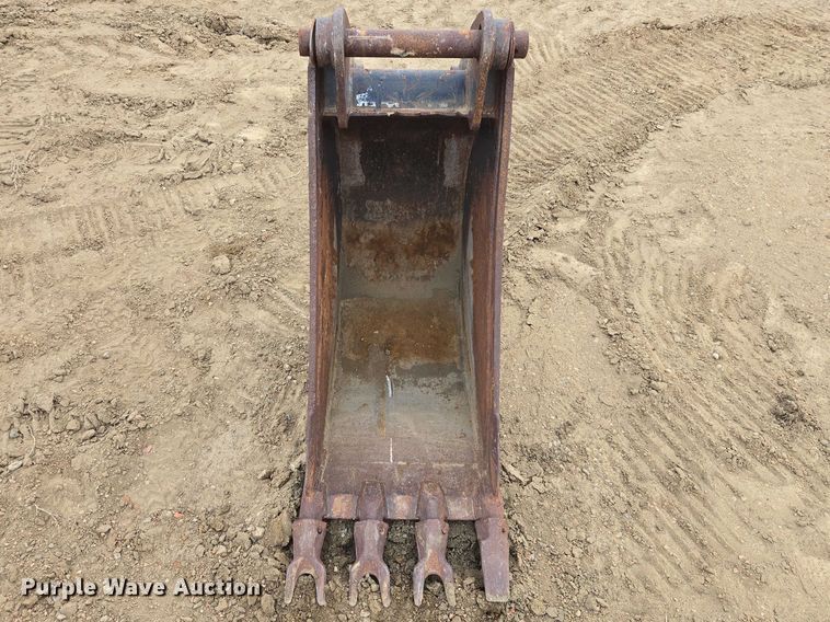 image for item EV5789 Caterpillar excavator bucket