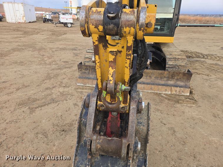 image for item EV5791 2020 Caterpillar 310 excavator