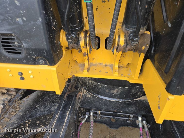 image for item EV5791 2020 Caterpillar 310 excavator
