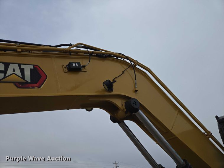image for item EV5791 2020 Caterpillar 310 excavator
