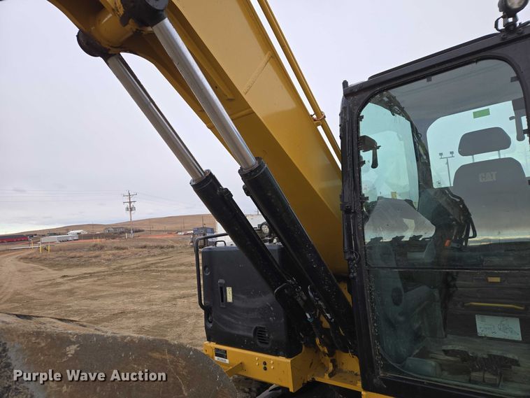 image for item EV5791 2020 Caterpillar 310 excavator