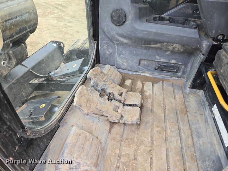 image for item EV5791 2020 Caterpillar 310 excavator