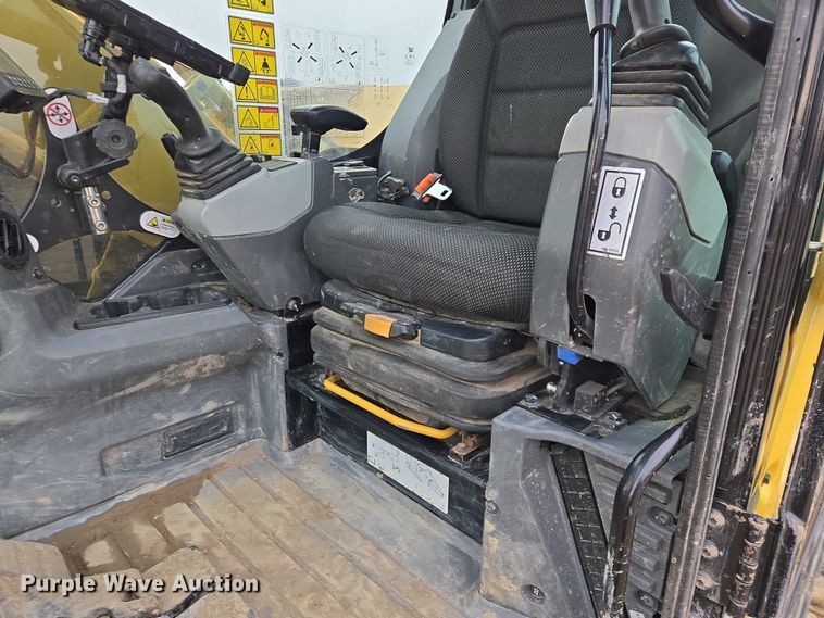 image for item EV5791 2020 Caterpillar 310 excavator