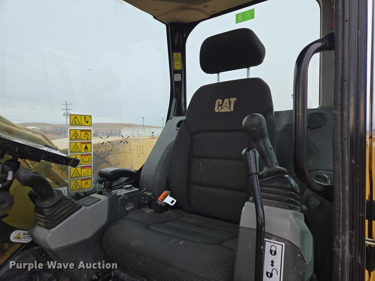 image for item EV5791 2020 Caterpillar 310 excavator