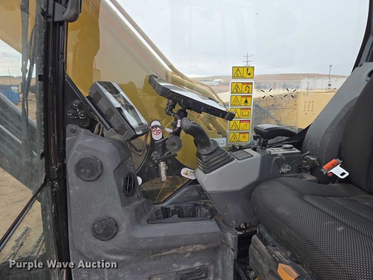 image for item EV5791 2020 Caterpillar 310 excavator