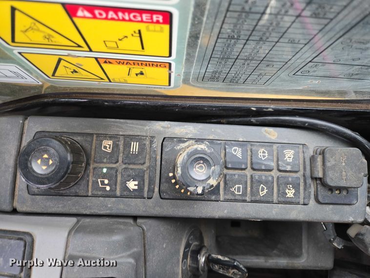 image for item EV5791 2020 Caterpillar 310 excavator