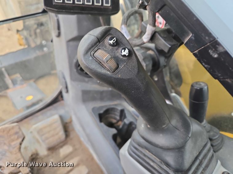 image for item EV5791 2020 Caterpillar 310 excavator