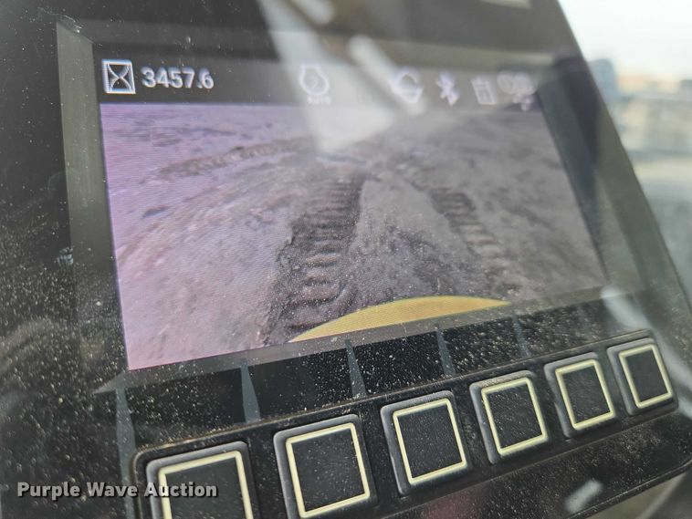 image for item EV5791 2020 Caterpillar 310 excavator