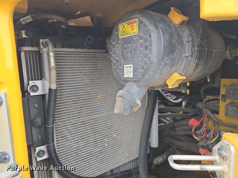 image for item EV5791 2020 Caterpillar 310 excavator