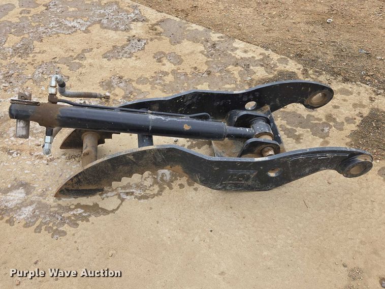 image for item EV5791 2020 Caterpillar 310 excavator