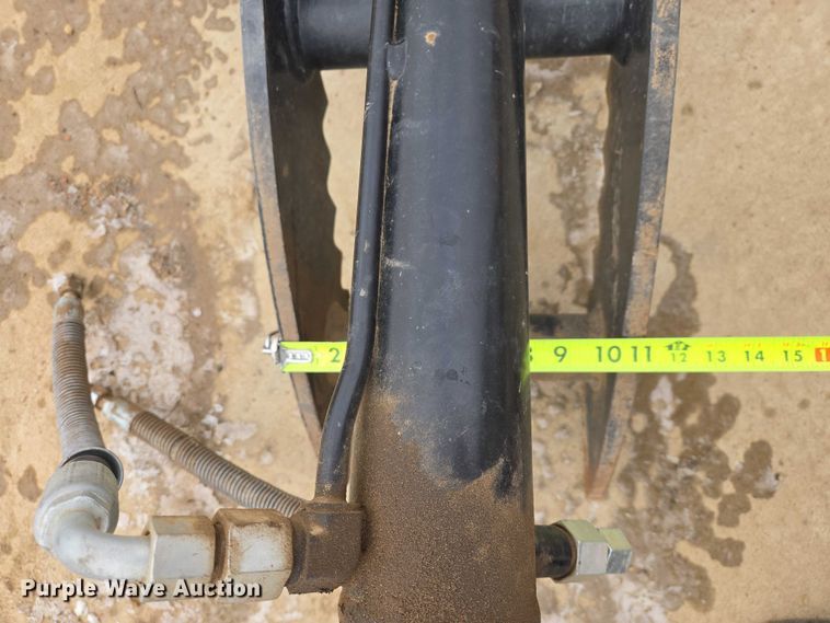 image for item EV5791 2020 Caterpillar 310 excavator